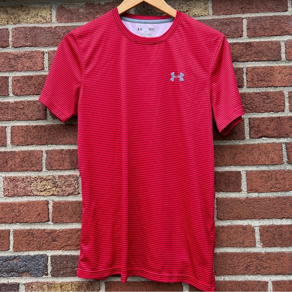 Under Armour Mens Heat Gear Compression Fitted Loose Shirt Red Stripe Size Small - Picture 1 of 6